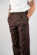 Pantalone regular Karl Mommoo