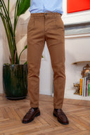 Pantalone chinos