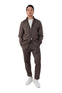 Pantalone con pince in coordinato