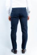 Pantalone pinces e risvolto